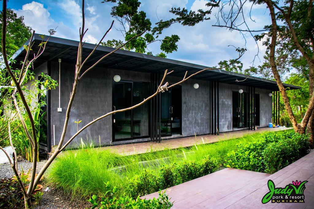 Buriram Judy Park & Resort Екстер'єр фото