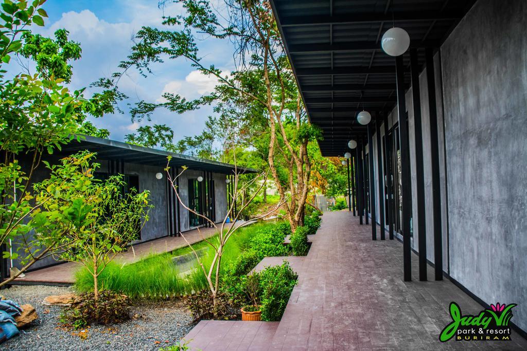 Buriram Judy Park & Resort Екстер'єр фото