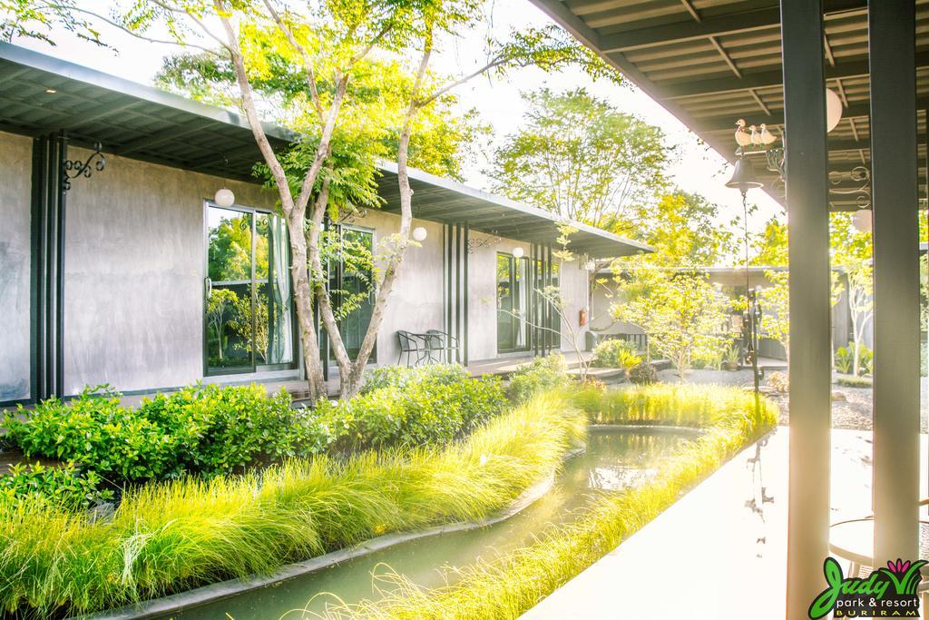 Buriram Judy Park & Resort Екстер'єр фото